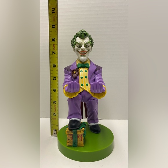 Cable Guys DC Comics The Joker Batman Statue - Controller & Phone Holder - Picture 13 of 16
